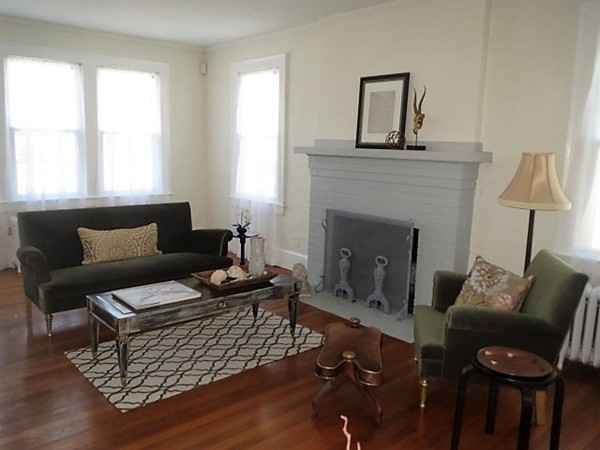 77 Wayne Street Springfield, MA 01118 - Photo 9 of 28