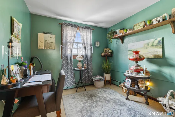 $360,000 | 262 Holabird Avenue, Winchester, CT 06098