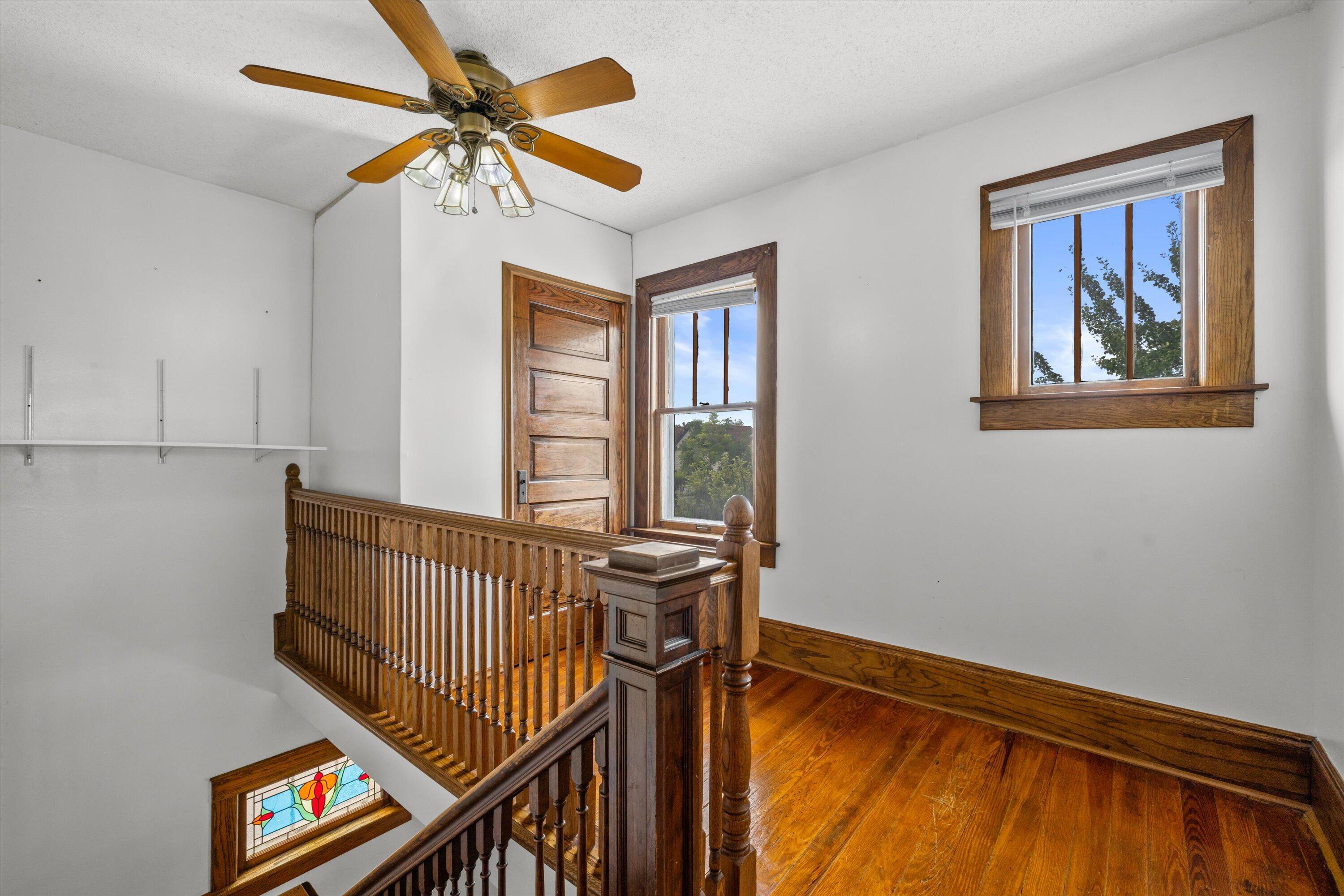 2816 Wright Avenue Racine, WI 53405 - Photo 12 of 25 Upper Landing
