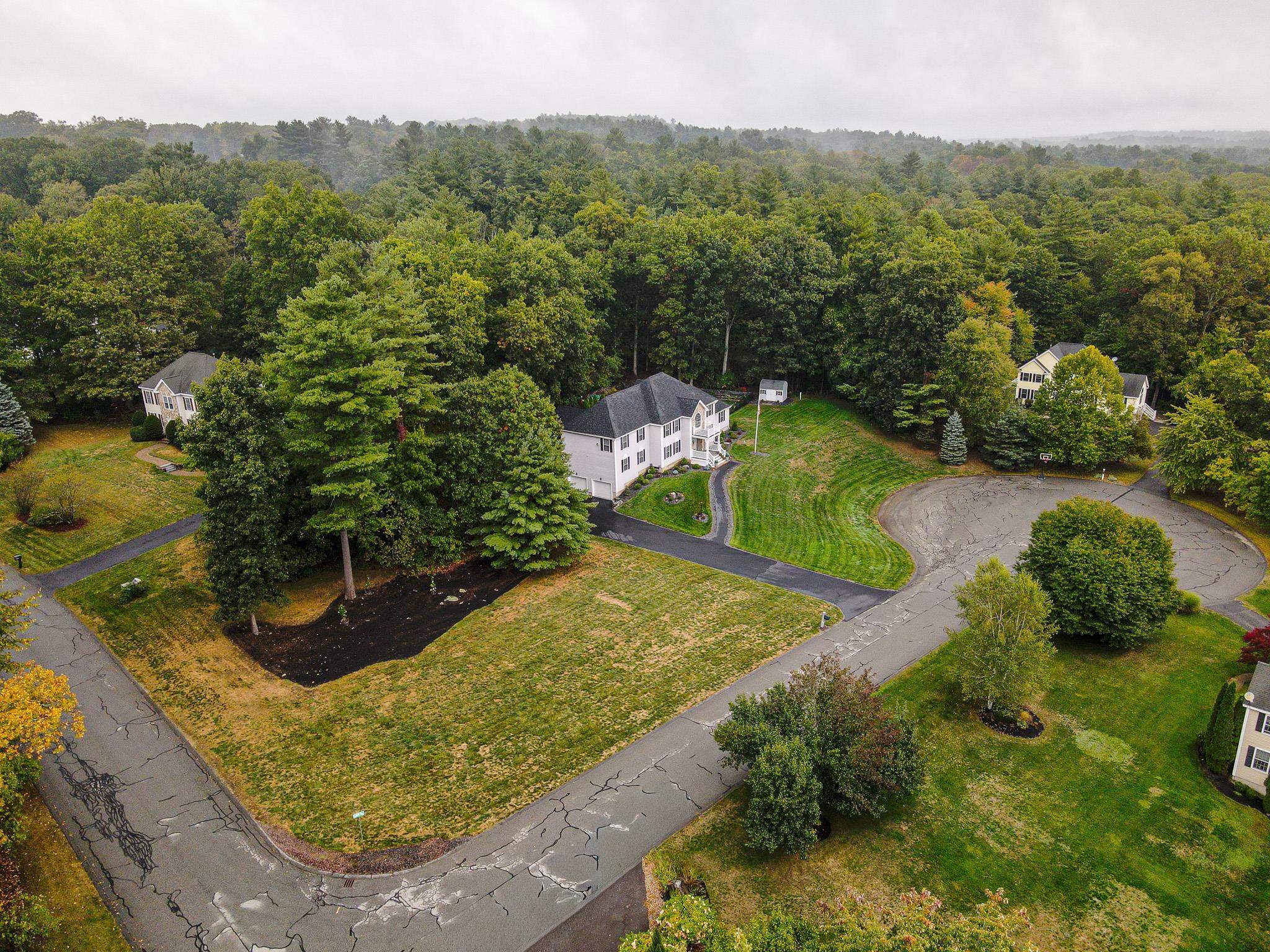 7 Lyons Way Pelham, NH 03076 - Photo 54 of 57 Gallery Image 54