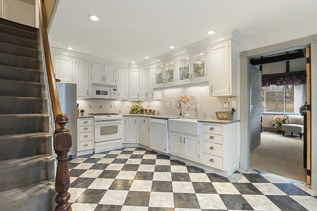 2 Crescent Street Stow, MA 01775 - Photo 10 of 42 Gallery Image 10