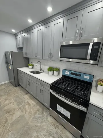 $3,600 | 299 Malcolm X Boulevard | Bedford-Stuyvesant