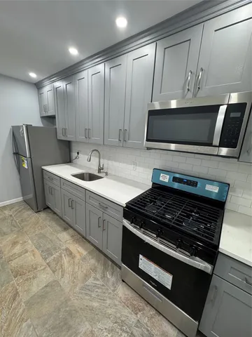 $3,600 | 299 Malcolm X Boulevard | Bedford-Stuyvesant