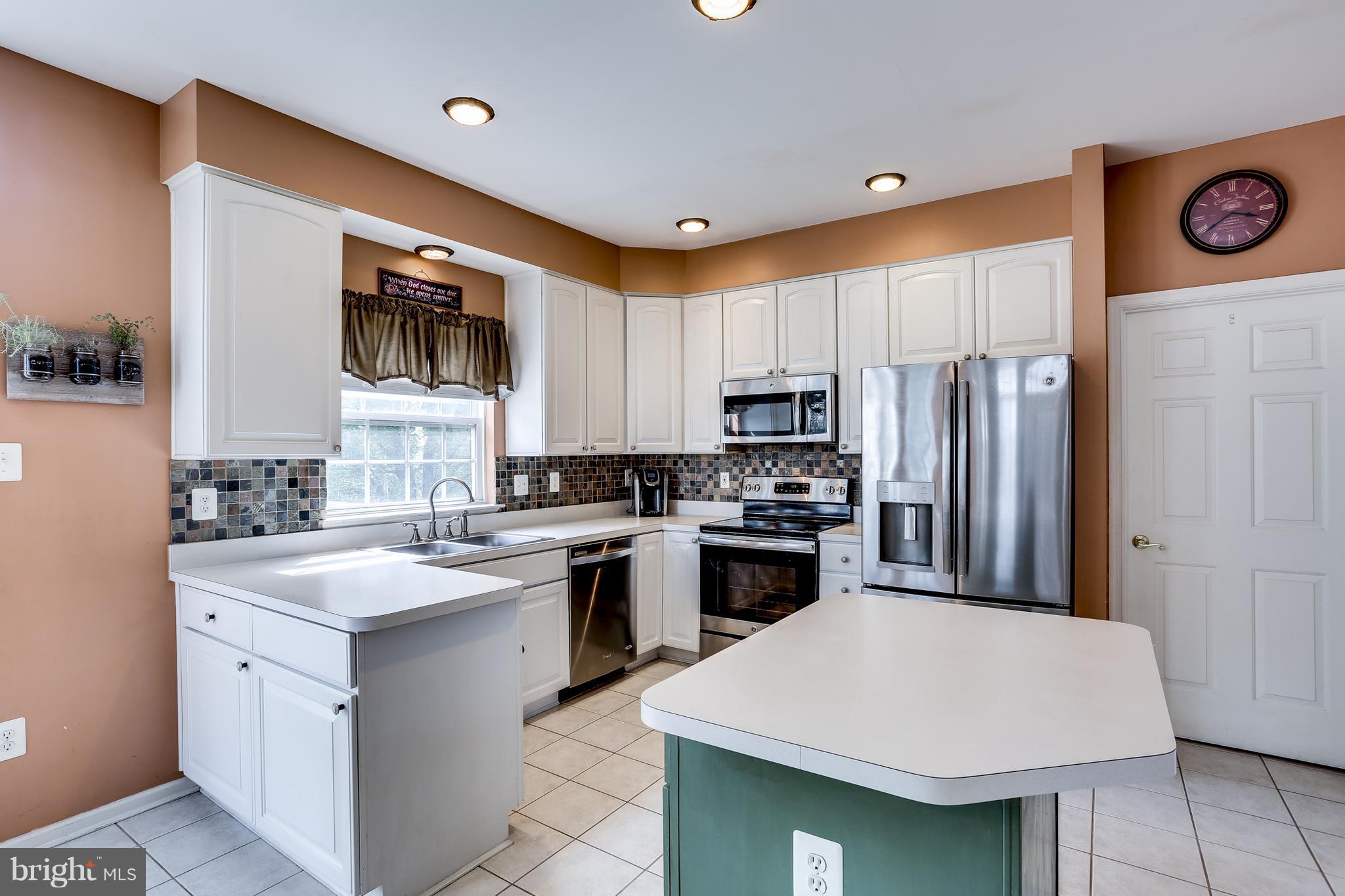 1212 Crossbow Road Mount Airy, MD 21771 - Photo 5 of 30 Kitchen