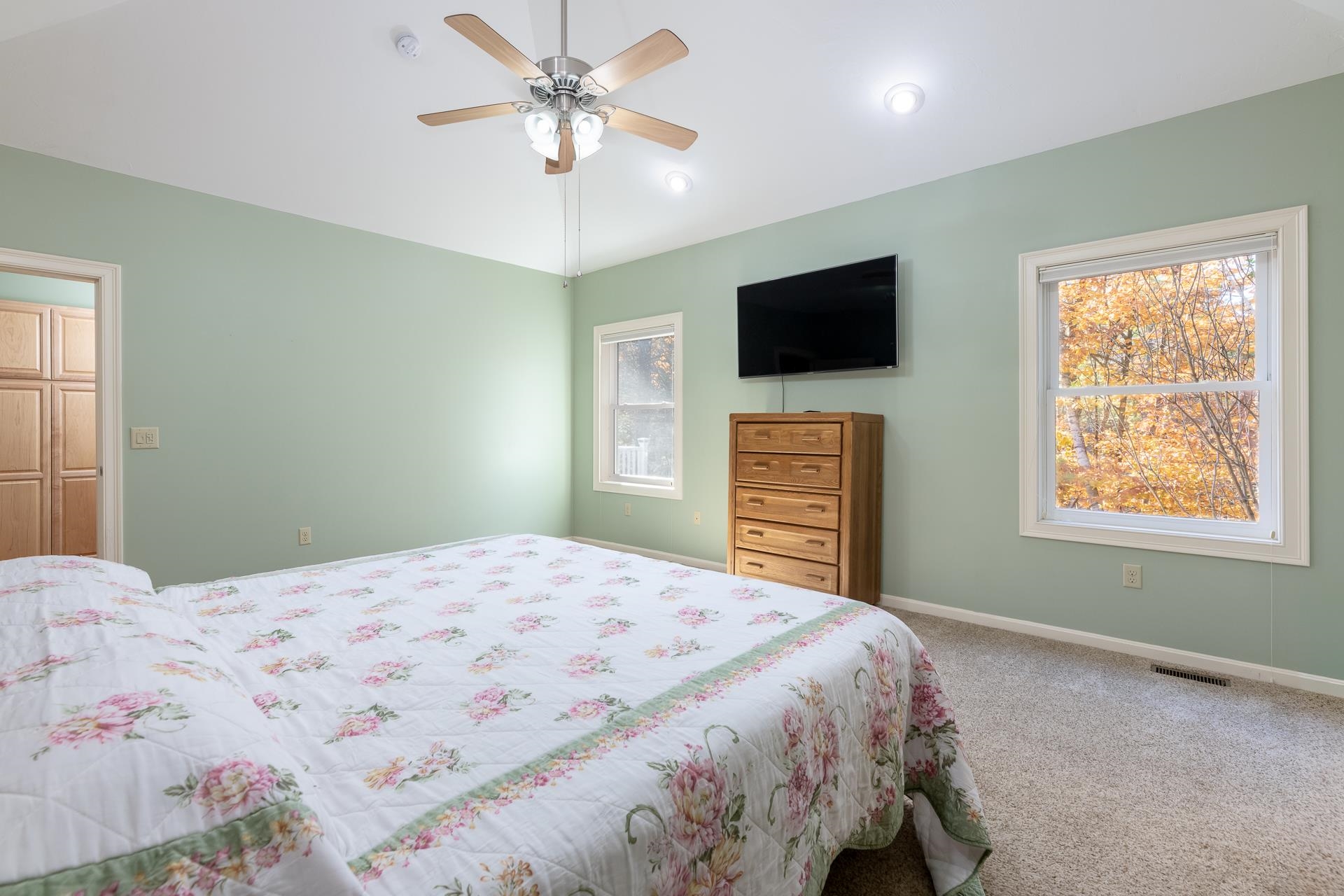 14 Solace Pointe Road Meredith, NH 03253 - Photo 17 of 45