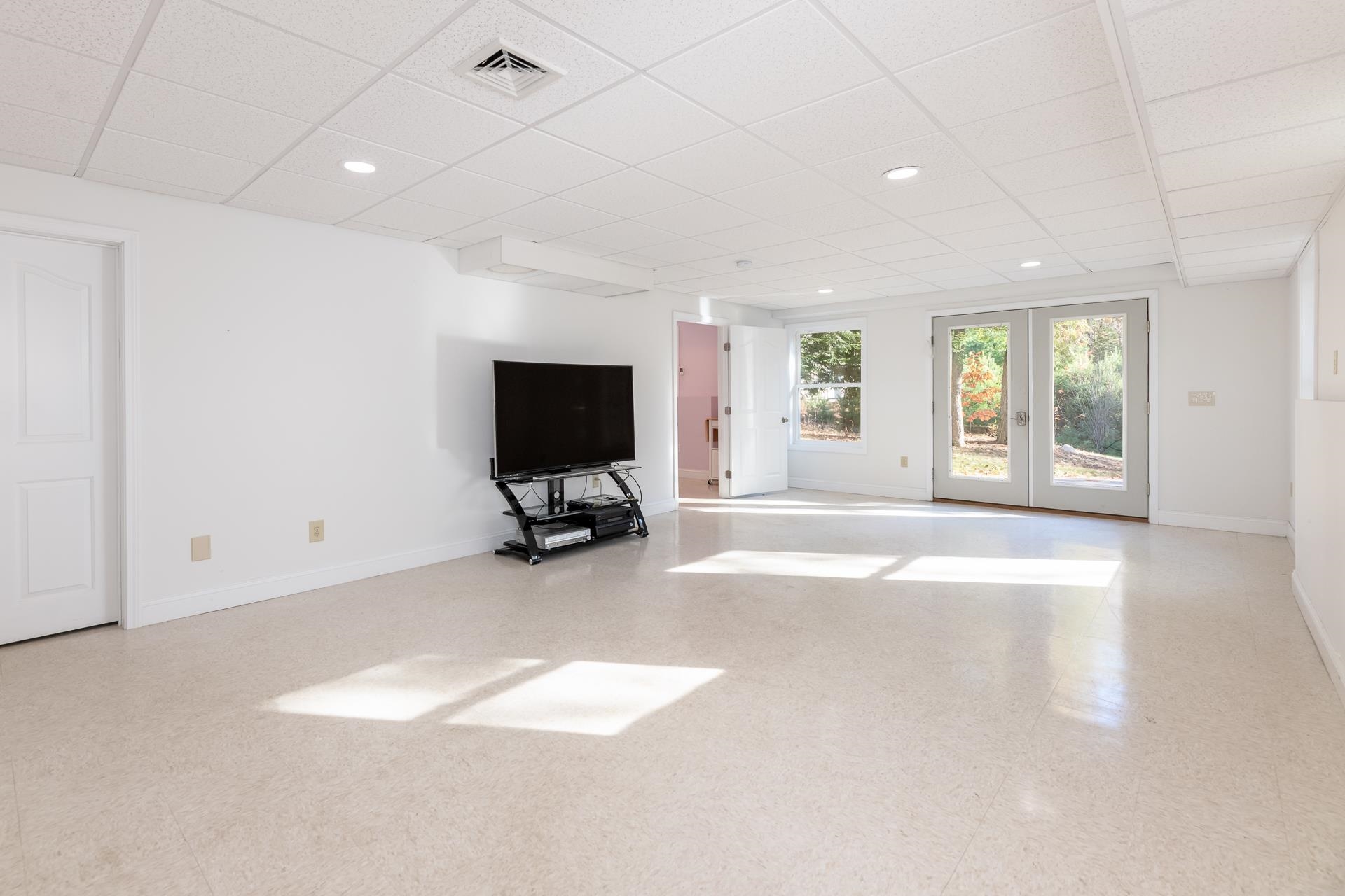 14 Solace Pointe Road Meredith, NH 03253 - Photo 27 of 45