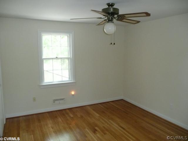 514 Wimgrow Road Richmond, VA 23229 - Photo 10 of 12 Bedroom - Master bedroom with master bath, double