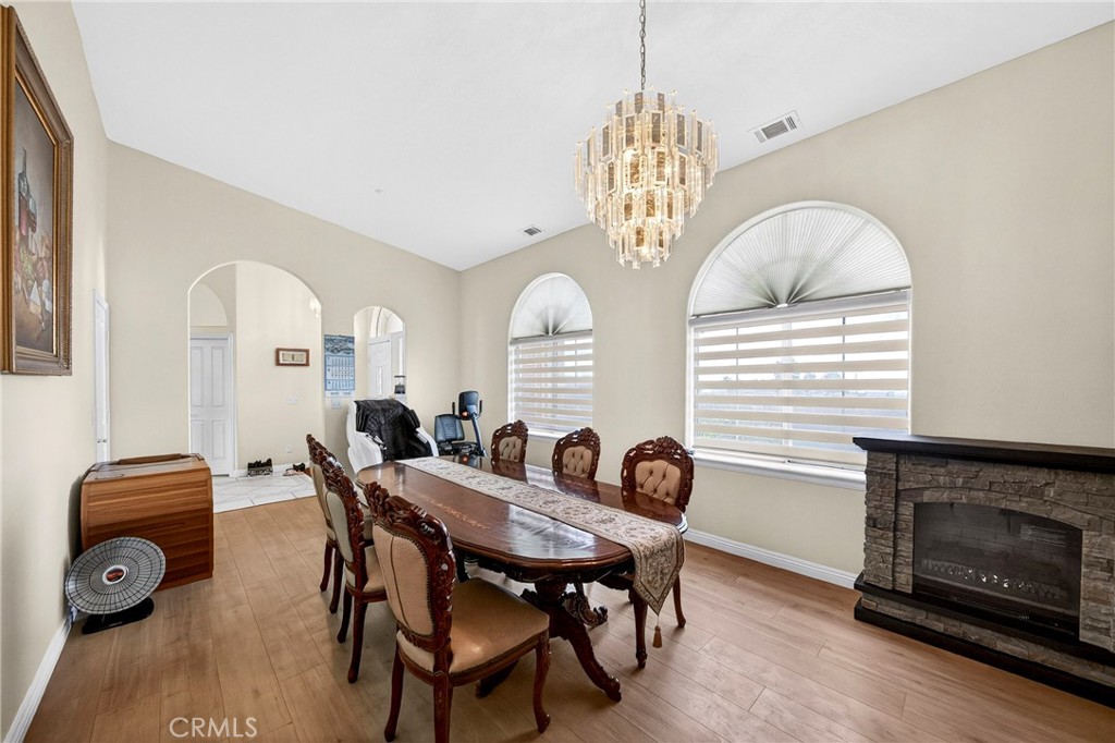 5635 Hollister Road Phelan, CA 92371 - Photo 17 of 67