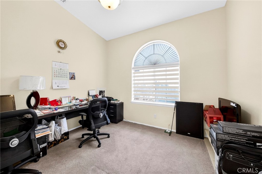 5635 Hollister Road Phelan, CA 92371 - Photo 19 of 67