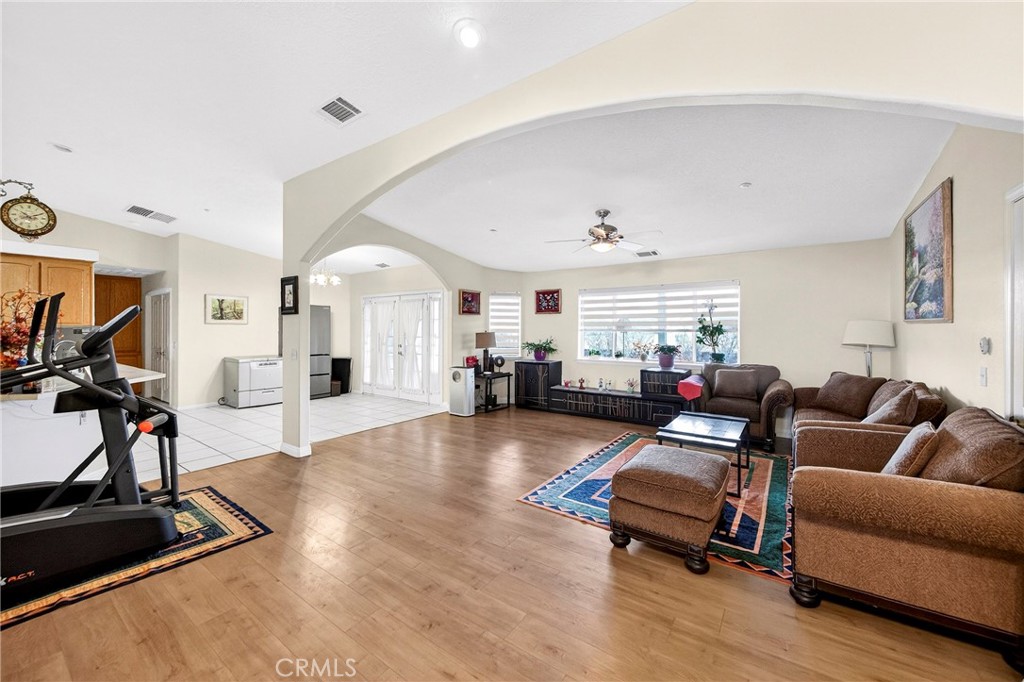 5635 Hollister Road Phelan, CA 92371 - Photo 23 of 67