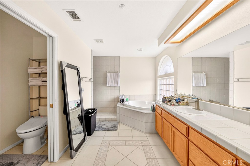 5635 Hollister Road Phelan, CA 92371 - Photo 37 of 67