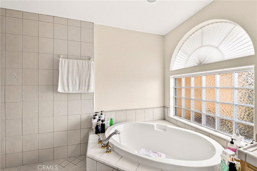 5635 Hollister Road Phelan, CA 92371 - Photo 38 of 67