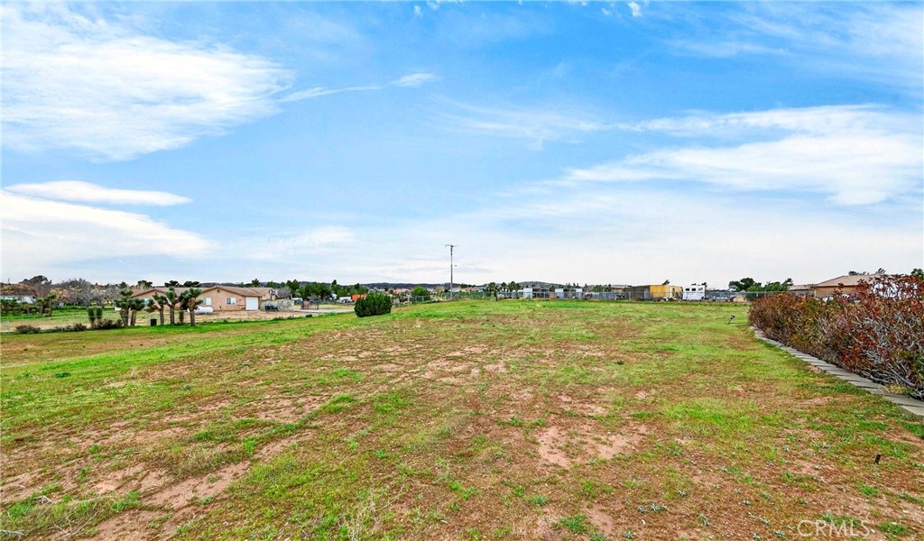 5635 Hollister Road Phelan, CA 92371 - Photo 58 of 67