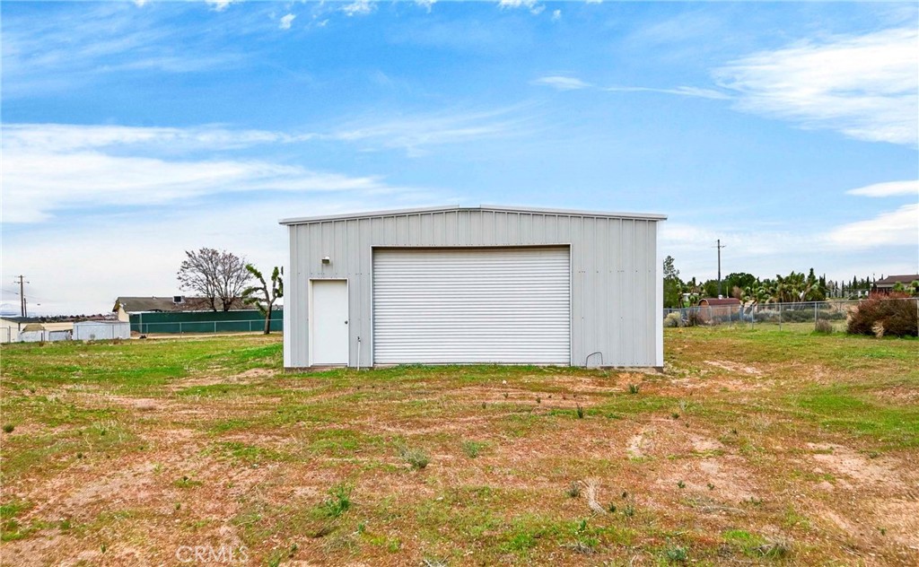 5635 Hollister Road Phelan, CA 92371 - Photo 62 of 67