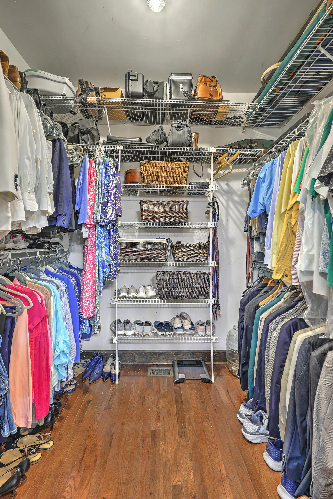 2328 Portside Way Charleston, SC 29407 - Photo 34 of 58 Primary Closet