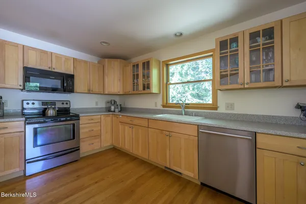 $649,000 | 545 West Center Road, Otis, MA 01253