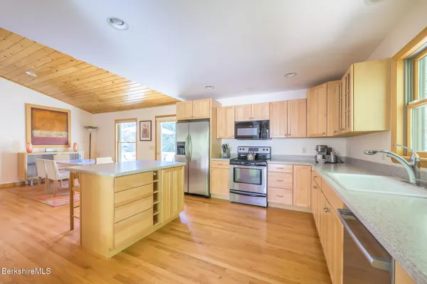 $649,000 | 545 West Center Road, Otis, MA 01253