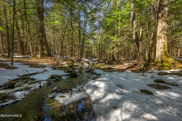 $649,000 | 545 West Center Road, Otis, MA 01253