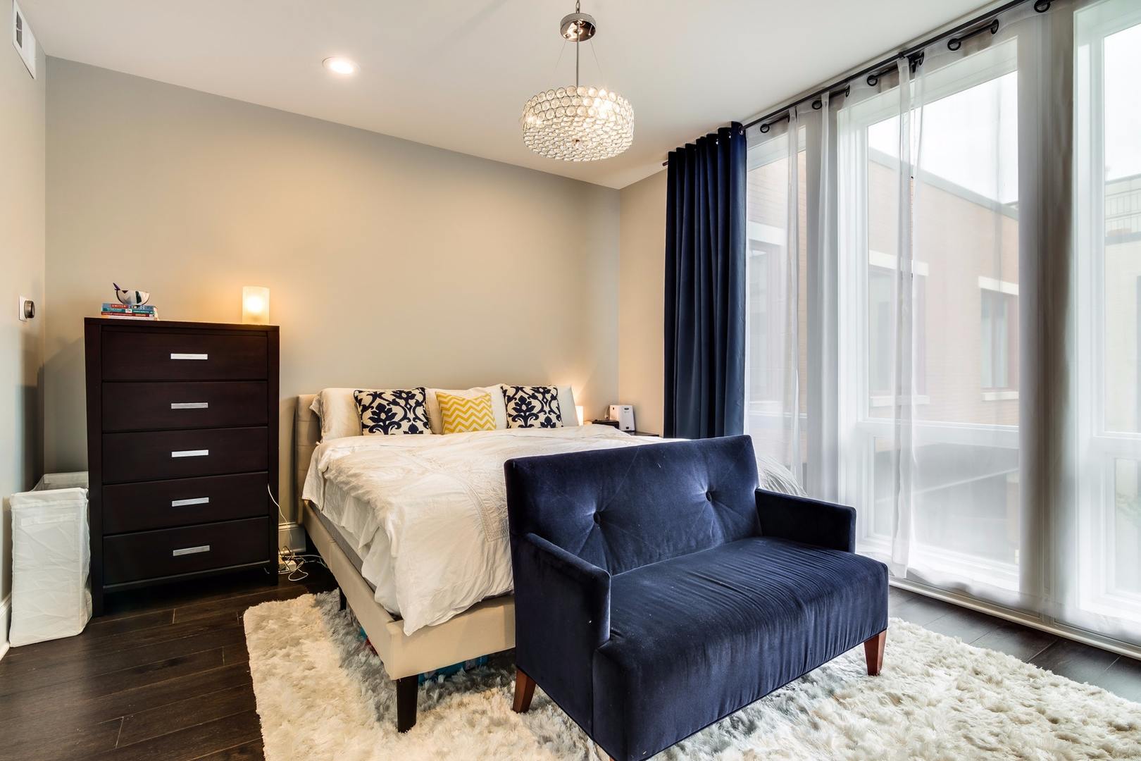 1243 West Cottage Place Chicago, IL 60607 - Photo 12 of 27