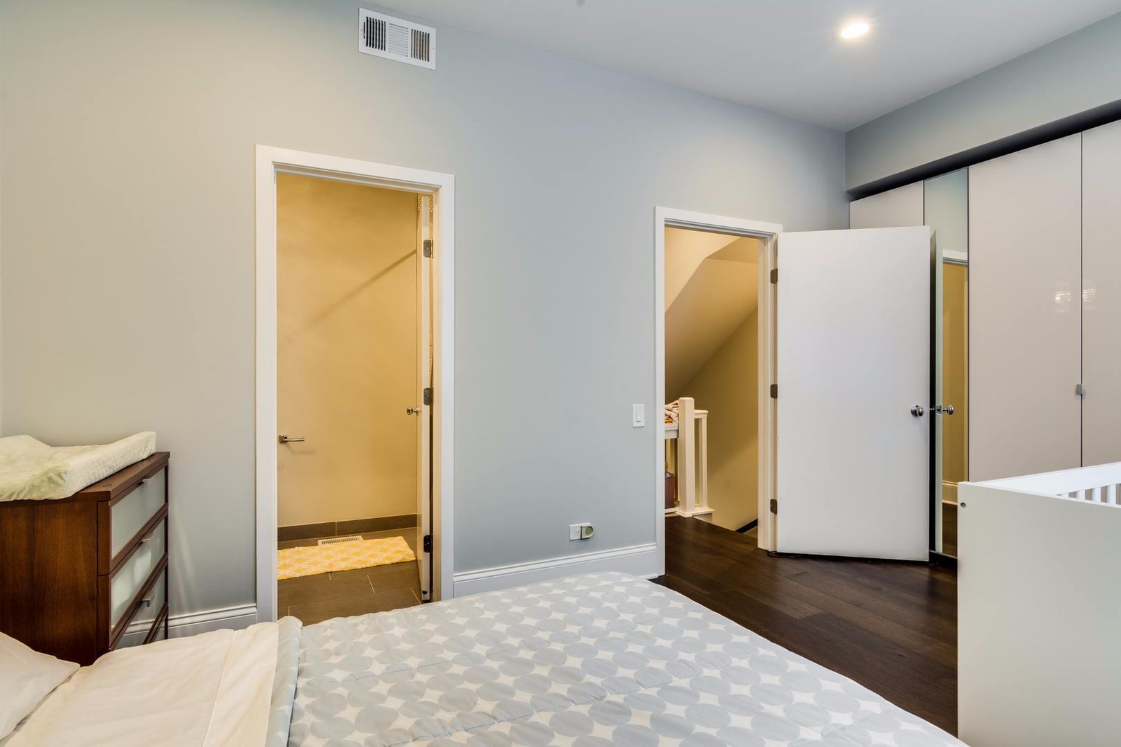 1243 West Cottage Place Chicago, IL 60607 - Photo 19 of 27