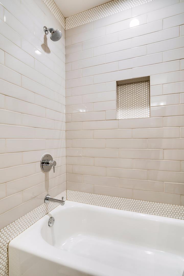 1243 West Cottage Place Chicago, IL 60607 - Photo 21 of 27