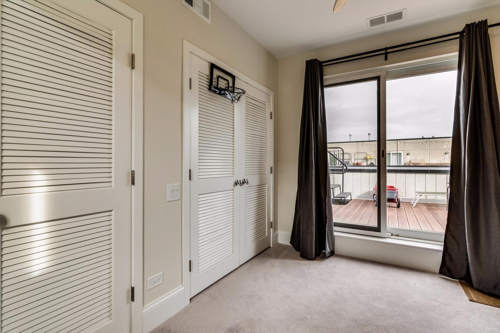 1243 West Cottage Place Chicago, IL 60607 - Photo 24 of 27