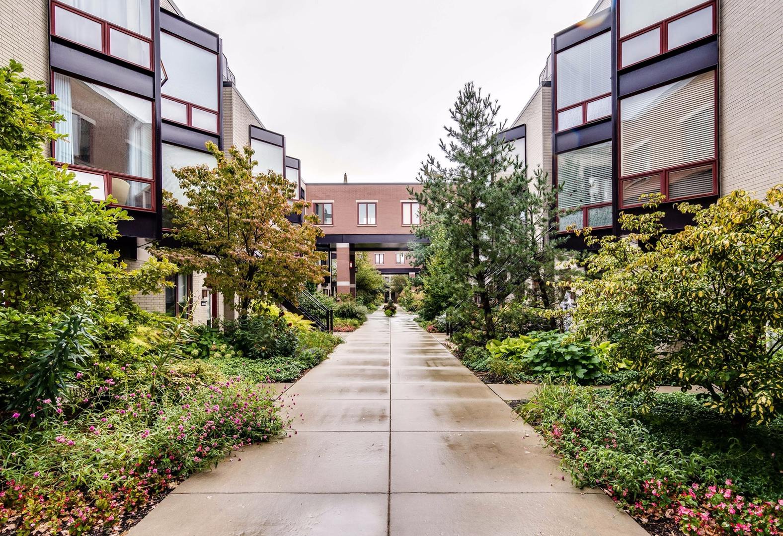 1243 West Cottage Place Chicago, IL 60607 - Photo 27 of 27