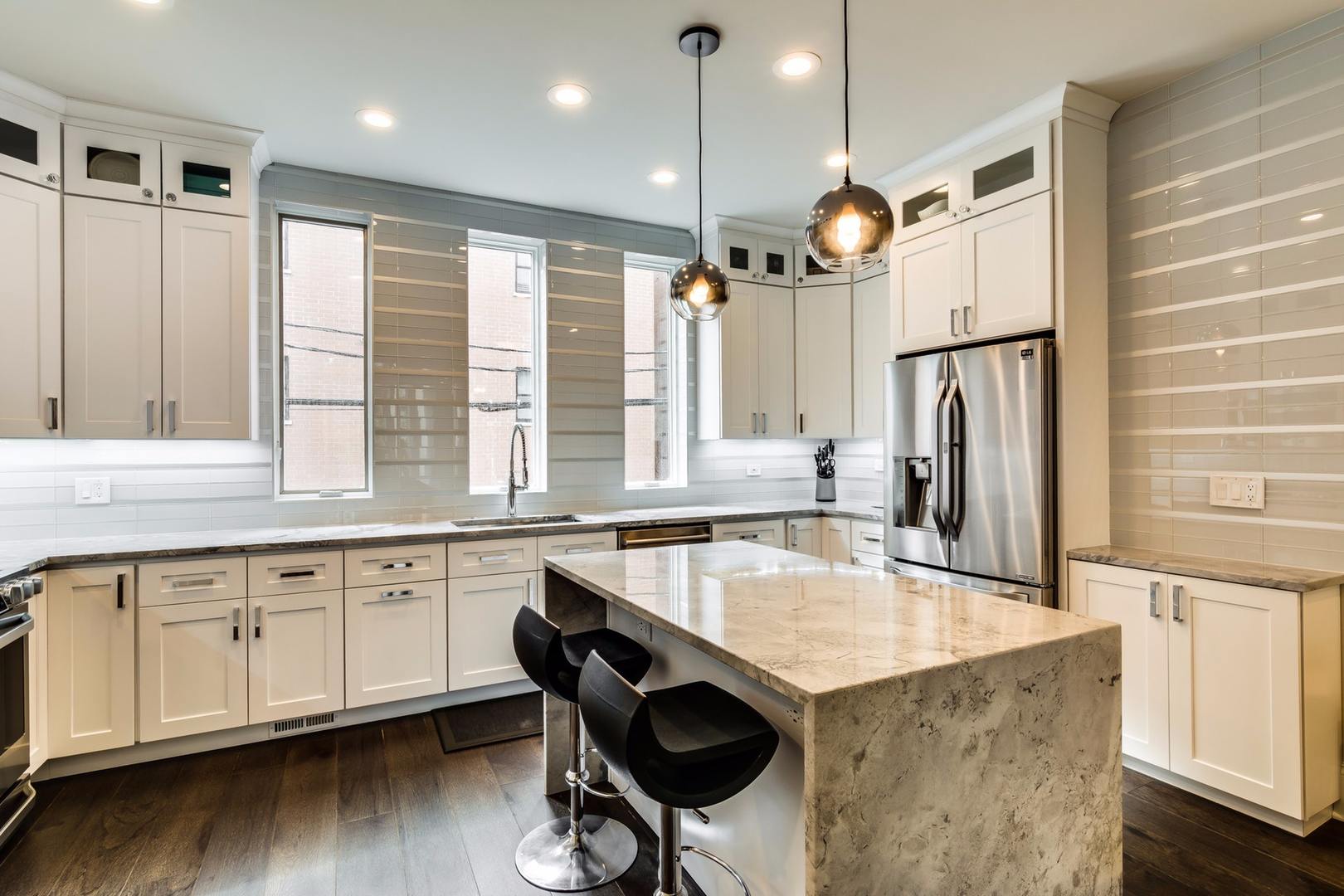 1243 West Cottage Place Chicago, IL 60607 - Photo 9 of 27