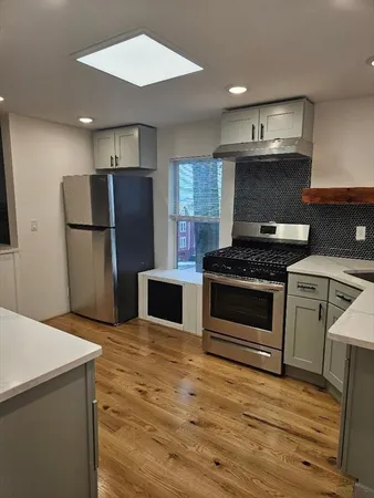 $1,650 | 328 Maple Street, Unit 4, Fall River, MA 02720