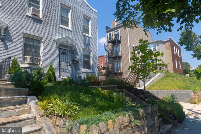 $570,000 | 105 19th Street Southeast, Washington, DC 20003