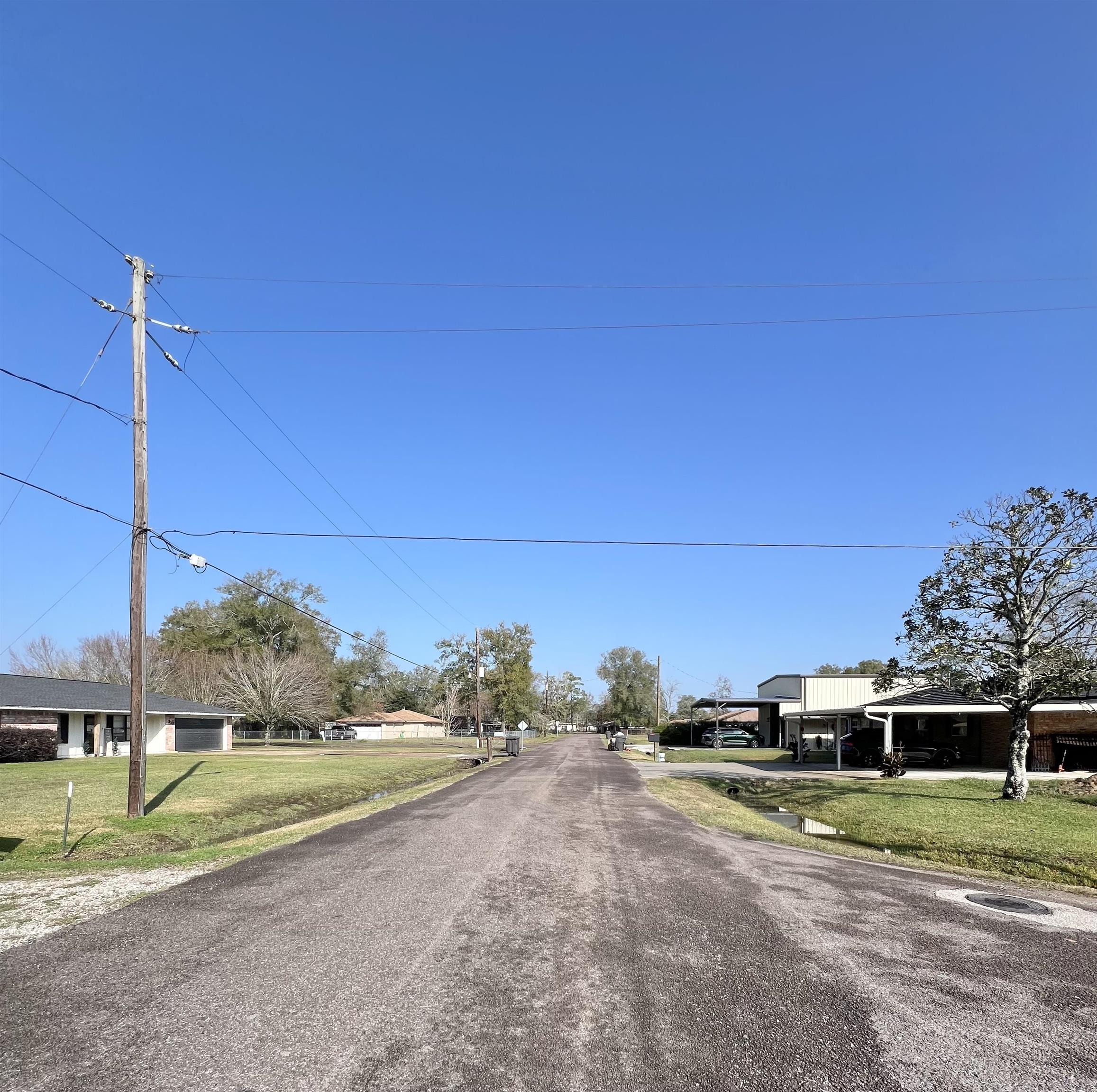 320 Hebert Street Vidor, TX 77662 - Photo 6 of 8