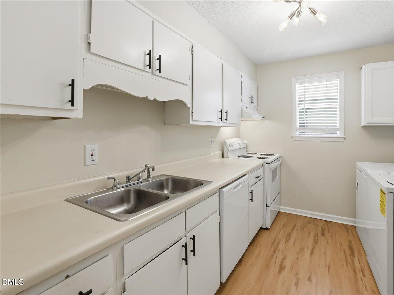 103 Ashley Forest Road Chapel Hill, NC 27514 - Photo 14 of 39