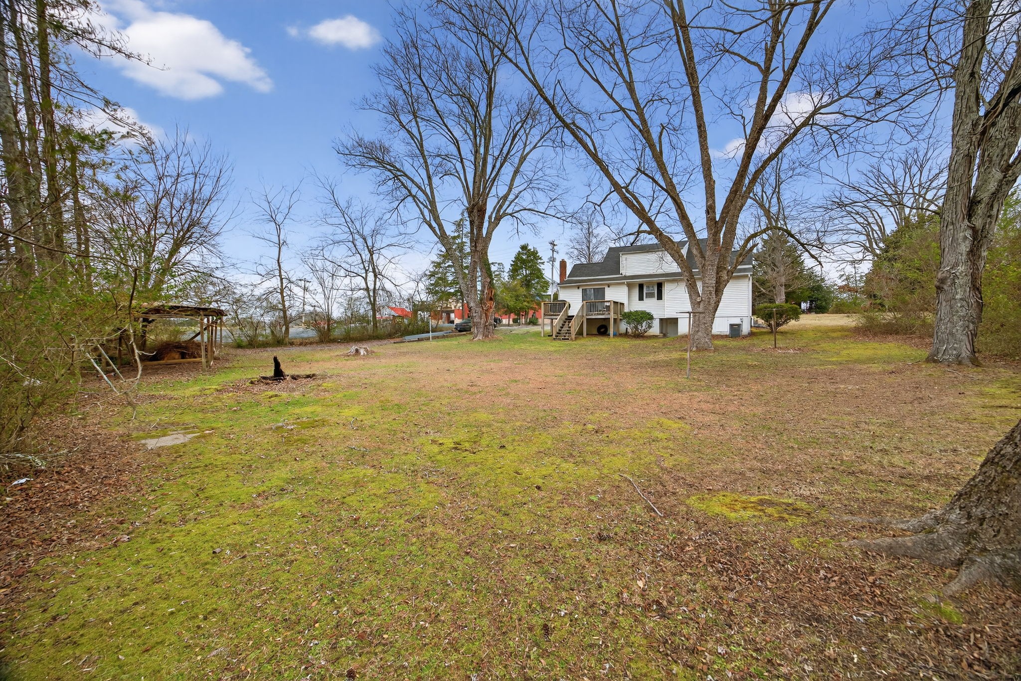 233 Buffalo Valley Road Baxter, TN 38544 - Photo 24 of 34 a view of a yard with a tree