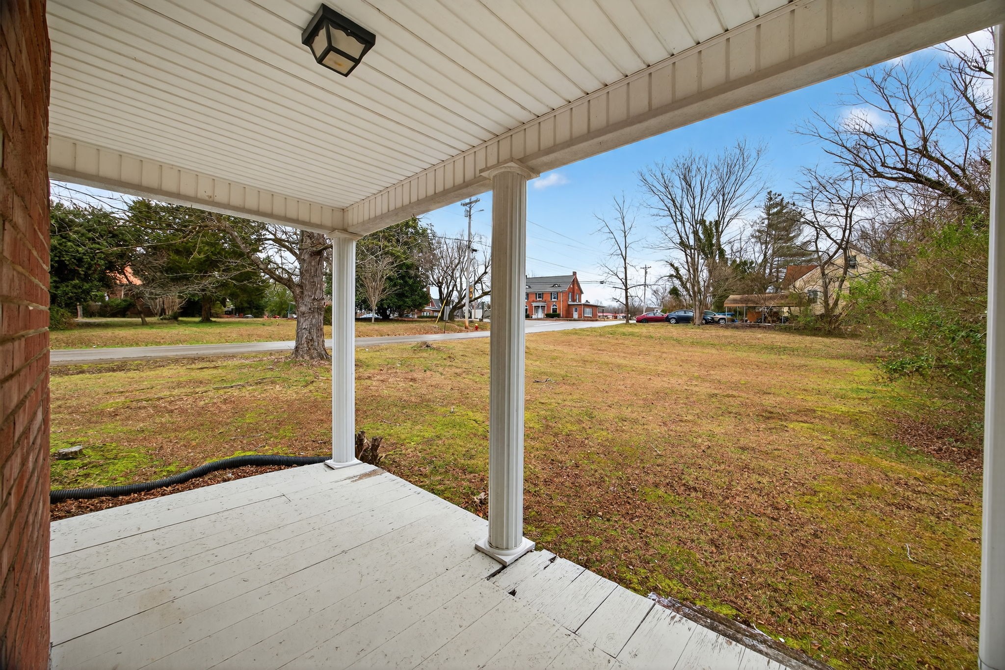 233 Buffalo Valley Road Baxter, TN 38544 - Photo 25 of 34 a view of ocean from a balcony