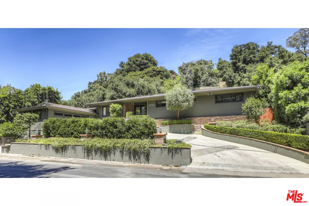 3230 Oakdell Road Studio City, CA 91604 - Photo 1 of 30