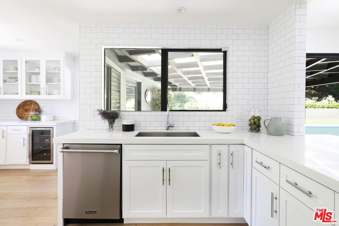 3230 Oakdell Road Studio City, CA 91604 - Photo 12 of 30