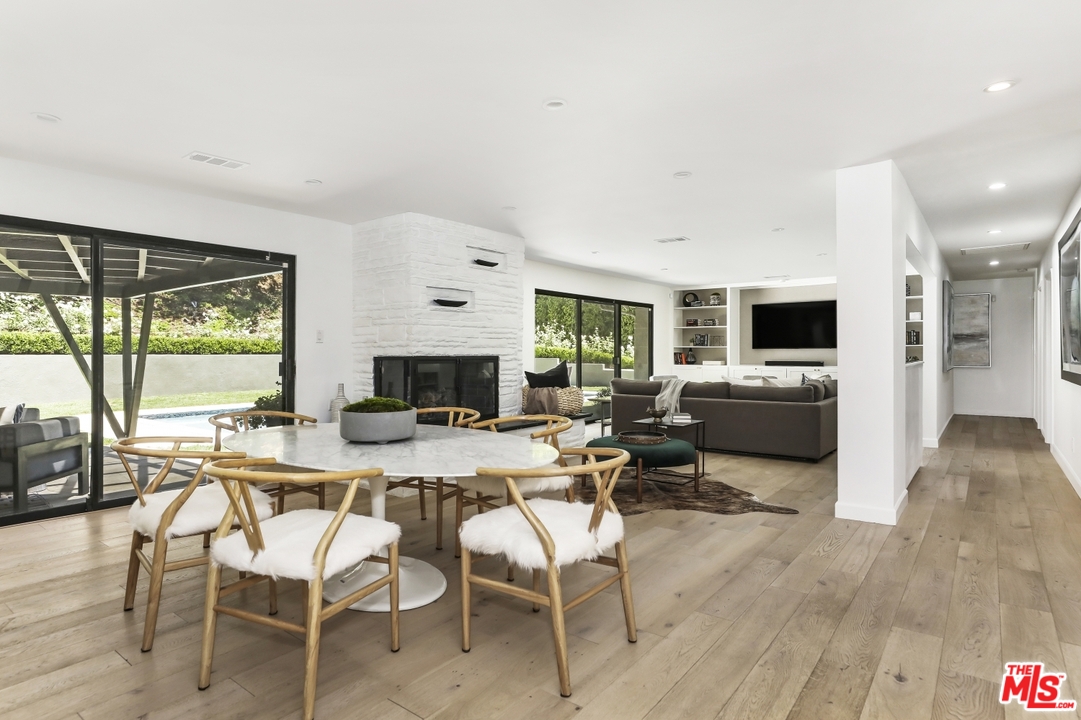 3230 Oakdell Road Studio City, CA 91604 - Photo 4 of 30