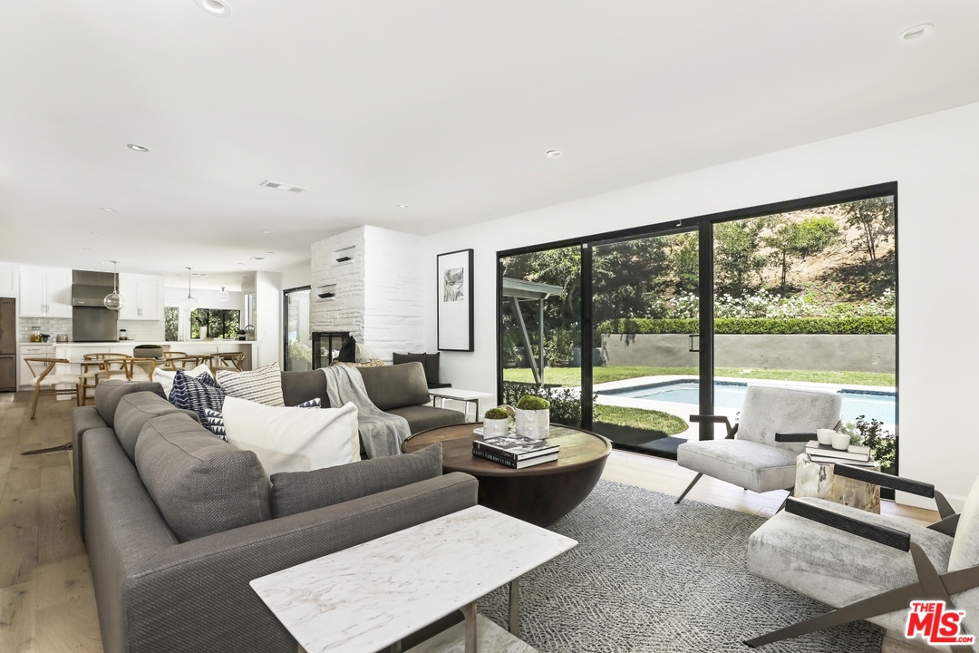 3230 Oakdell Road Studio City, CA 91604 - Photo 8 of 30