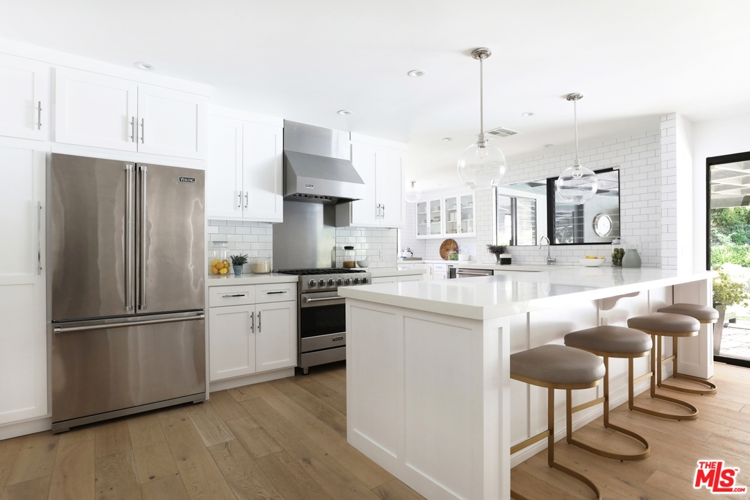 3230 Oakdell Road Studio City, CA 91604 - Photo 10 of 30