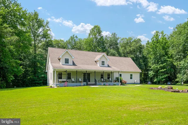 a view of outdoor space yard deck patio and swimming pool