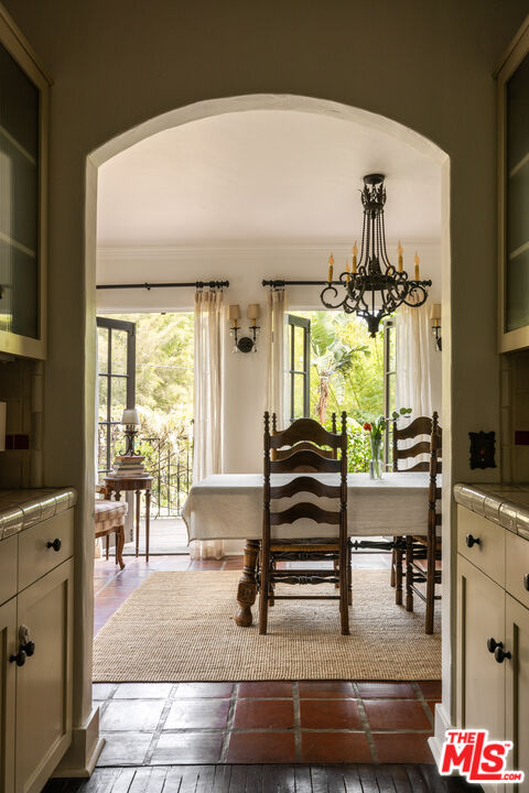 2025 Pinehurst Road Los Angeles, CA 90068 - Photo 20 of 58