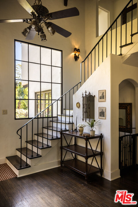 2025 Pinehurst Road Los Angeles, CA 90068 - Photo 28 of 58
