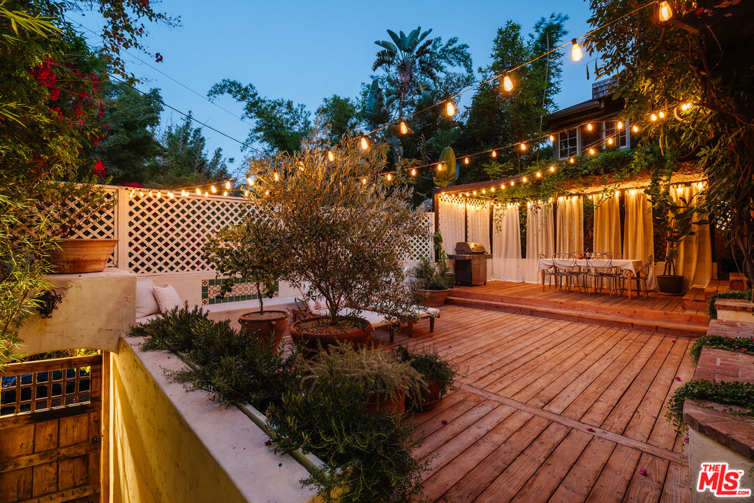2025 Pinehurst Road Los Angeles, CA 90068 - Photo 54 of 58