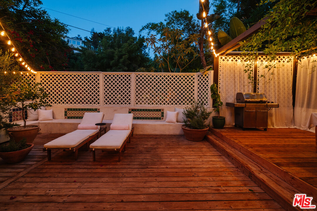 2025 Pinehurst Road Los Angeles, CA 90068 - Photo 56 of 58
