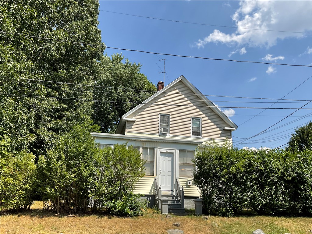 124 Blade Street Warwick, RI 02886 - Photo 1 of 19