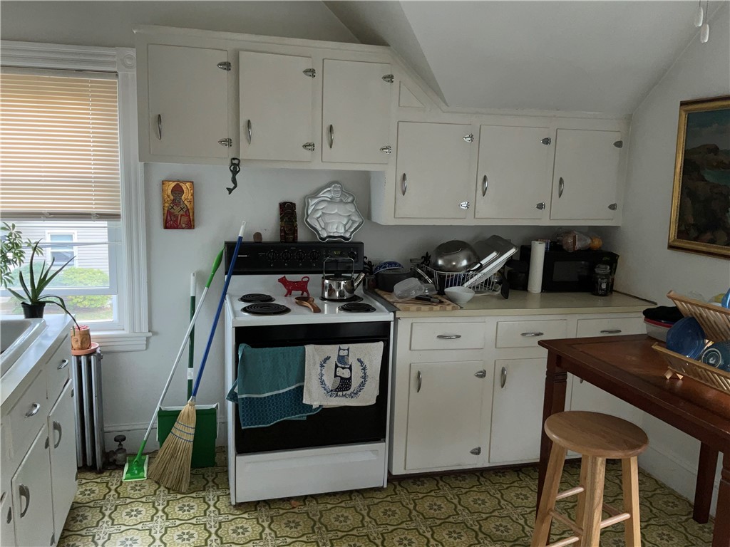 124 Blade Street Warwick, RI 02886 - Photo 17 of 19