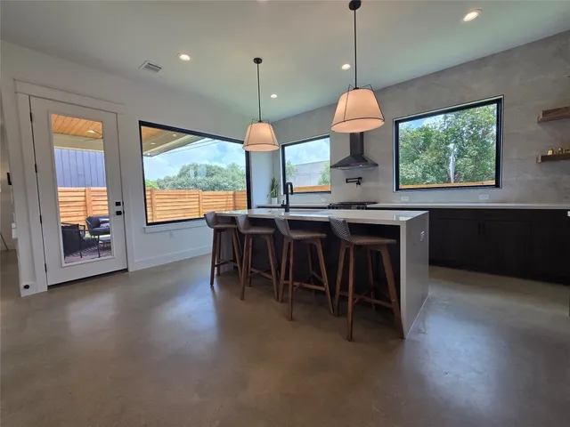 $879,900 | 5301 Grover Avenue, Austin, TX 78756