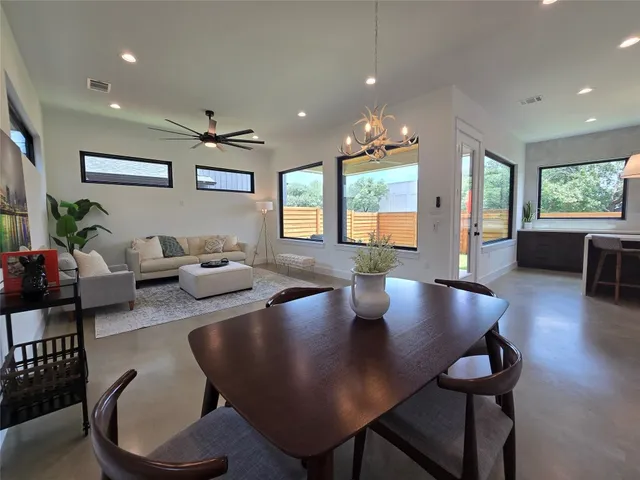 $879,900 | 5301 Grover Avenue, Austin, TX 78756