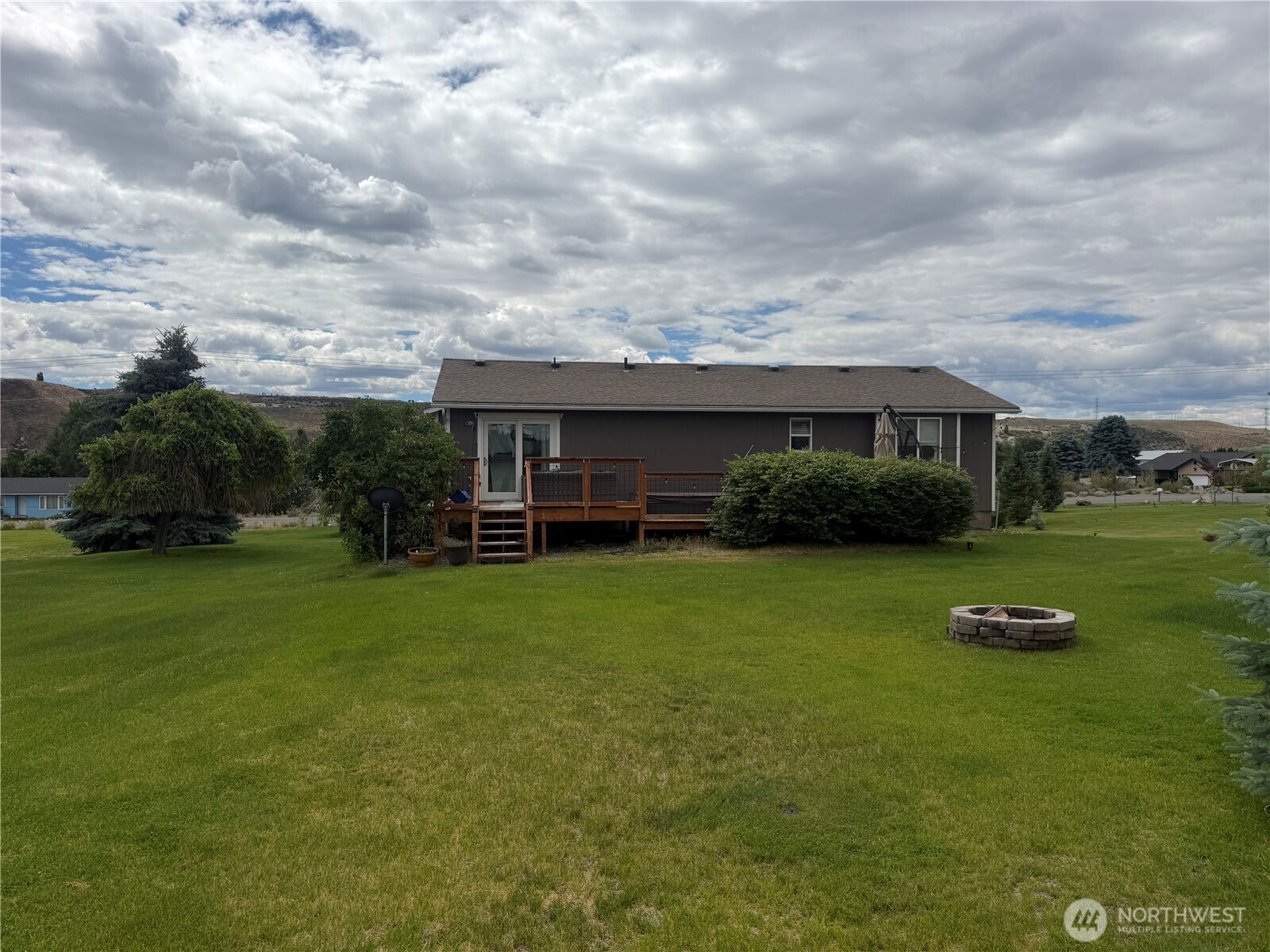 324 Omak River Road Omak, WA 98841 - Photo 35 of 39