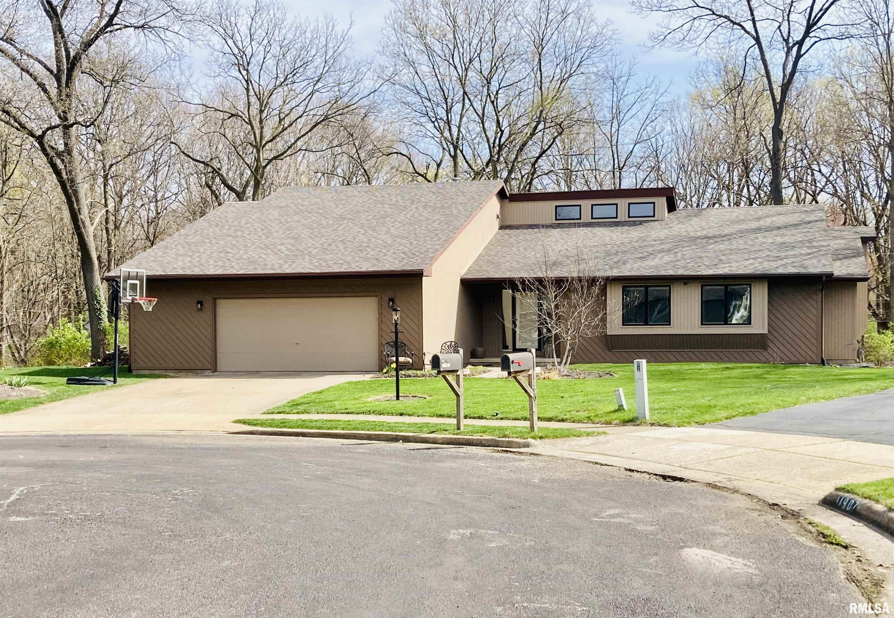11901 North Windcrest Court Dunlap, IL 61525 - Photo 1 of 1 Gallery Image 1